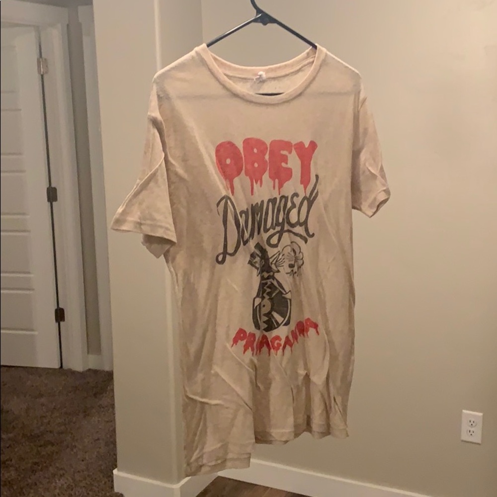 Obey shirt